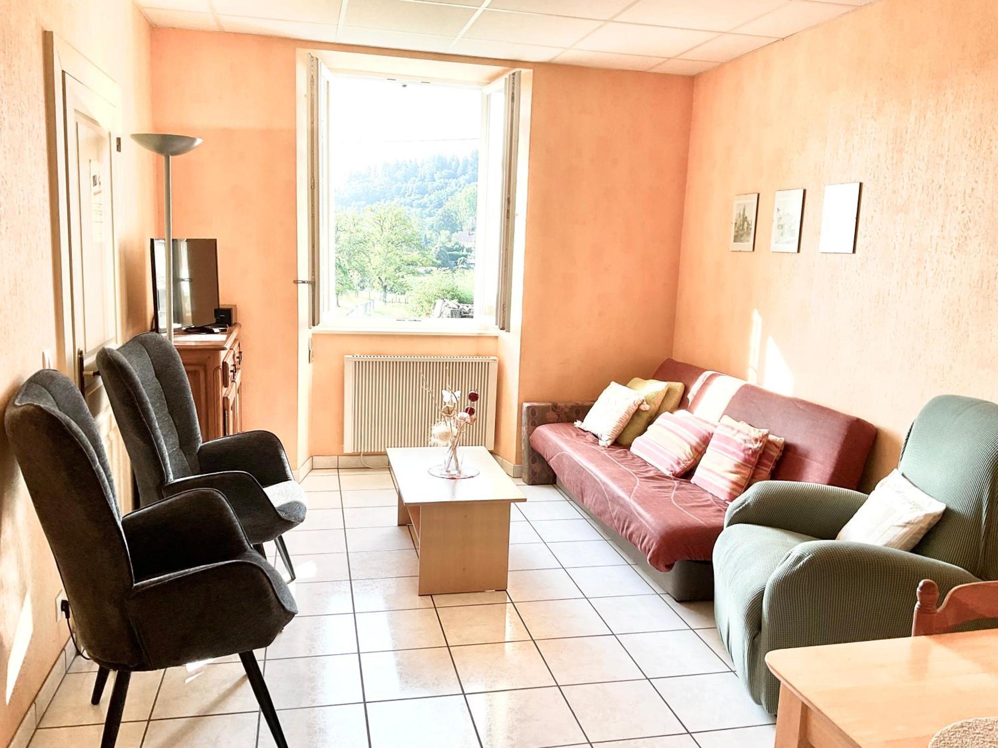 Gîte Léonline sur les hauteurs de Masevaux -au pied des Vosges Esterno foto